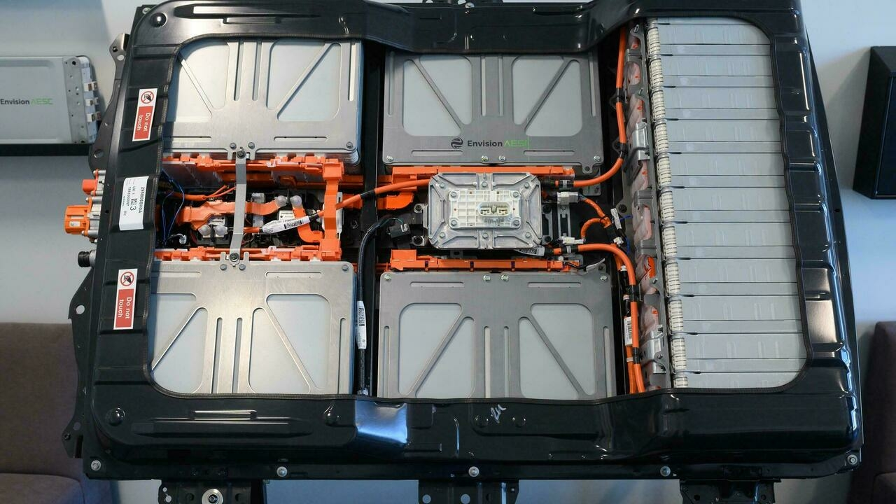 Europe to boost battery production as electric shift accelerates