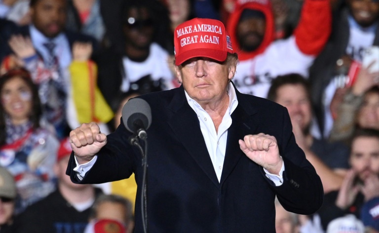 Unsigned Trump order told Pentagon to seize voting machines