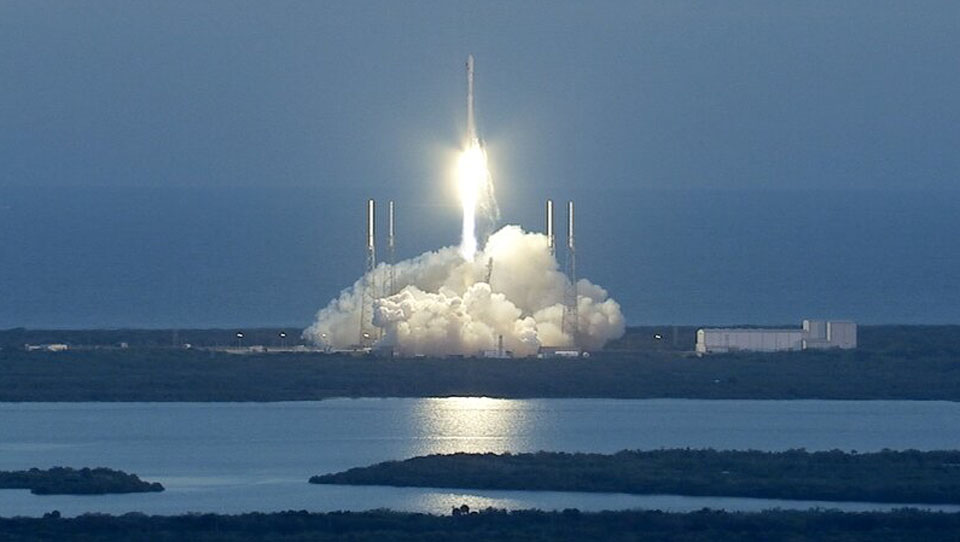 Three, two, one: astronomers predict SpaceX space junk will hit the Moon - Vimarsana News