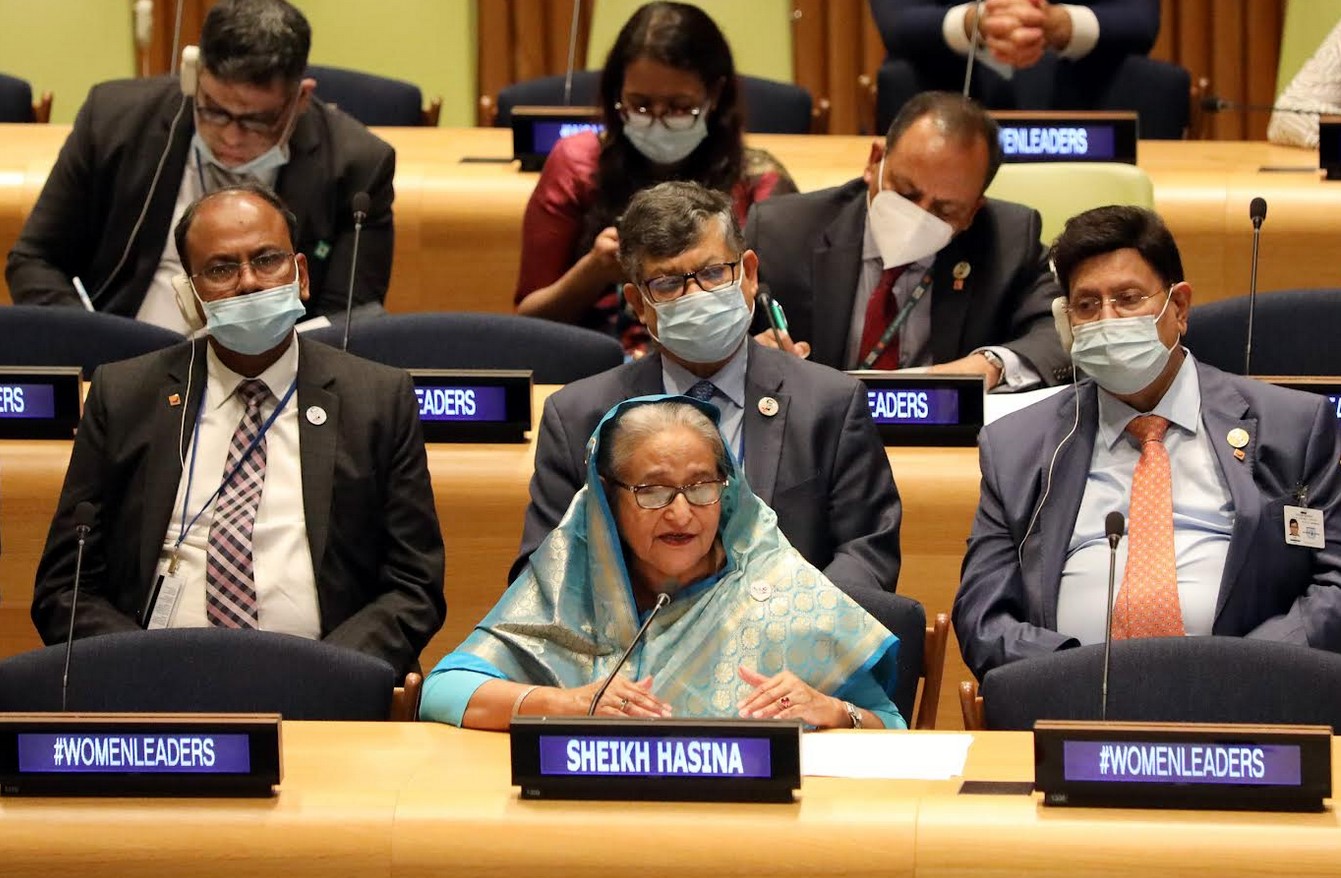 Pm stresses integration of women in decision making process news flash