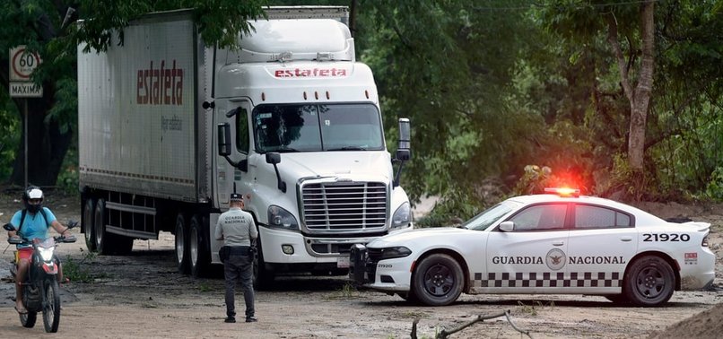 15 killed in Mexico bus crash