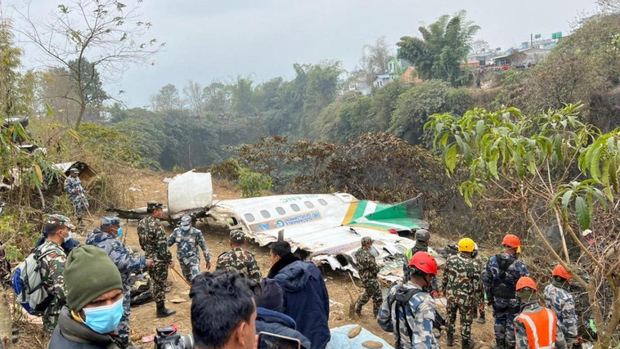 Hopes of survivors in Nepal plane crash 