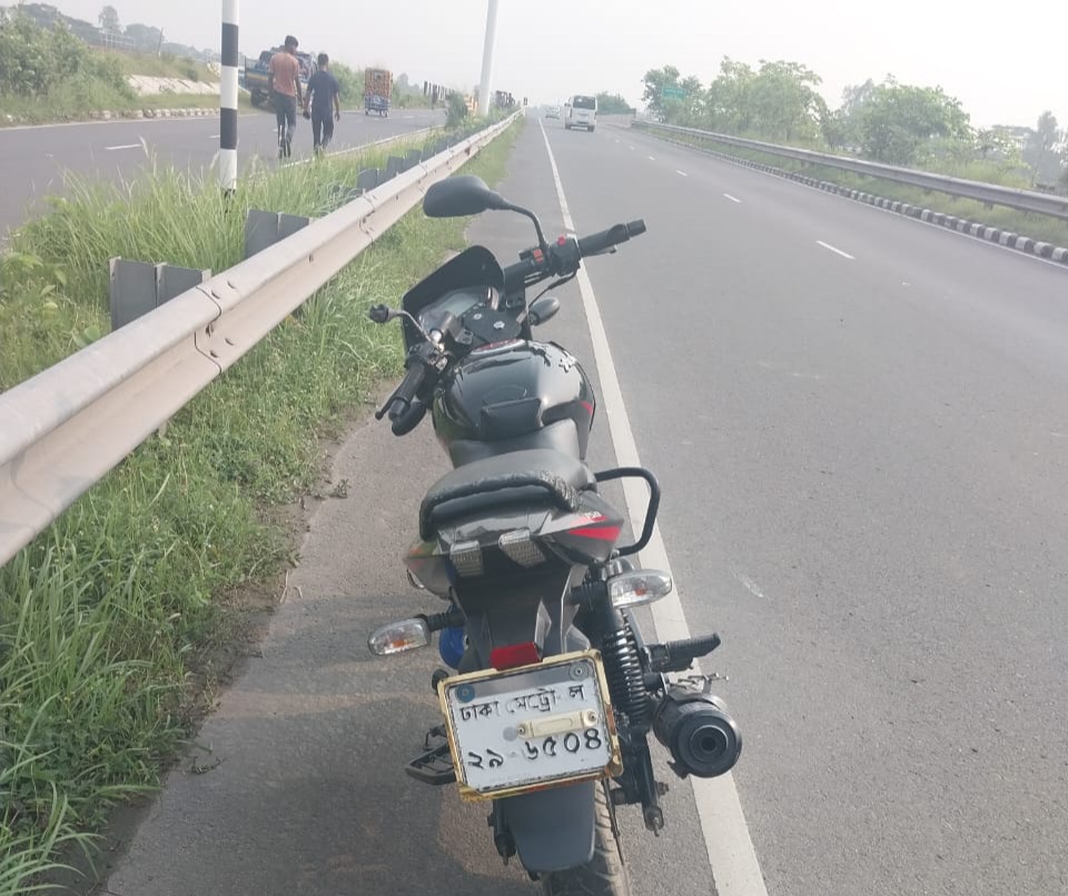 Motorcycle rider killed in Munshiganj road accident - Vimarsana News