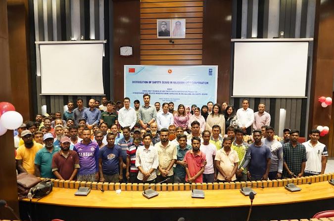 85 RCC environment workers get protective equipment - Vimarsana News