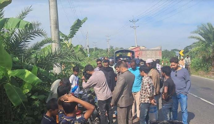 Two motorcyclists killed in Bagerhat road accident