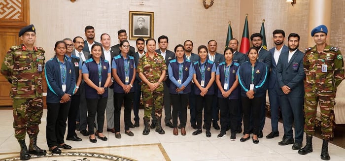 Army Chief greets 19th Asian Games medal-winning cricket teams
