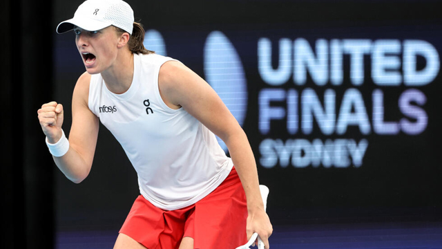 Świątek pokonuje Polskę z Francją i awansuje do finału United Cup