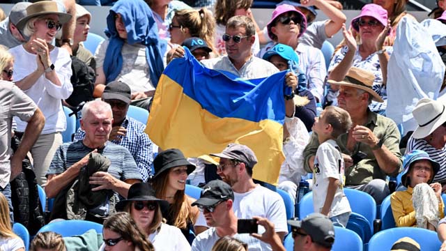 Украинского подростка раскритиковали за то, что он пожал руку российскому игроку на Открытом чемпионате Австралии по теннису Украинского подростка раскритиковали за то, что он пожал руку российскому игроку на Открытом чемпионате Австралии по теннису