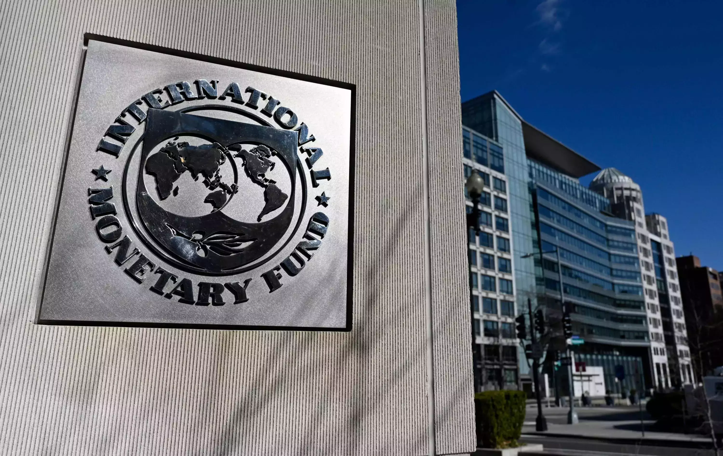 Мвф суть. МВФ штаб квартира. Здание МВФ В Вашингтоне. International monetary Fund (IMF). Международный валютный фонд фото.