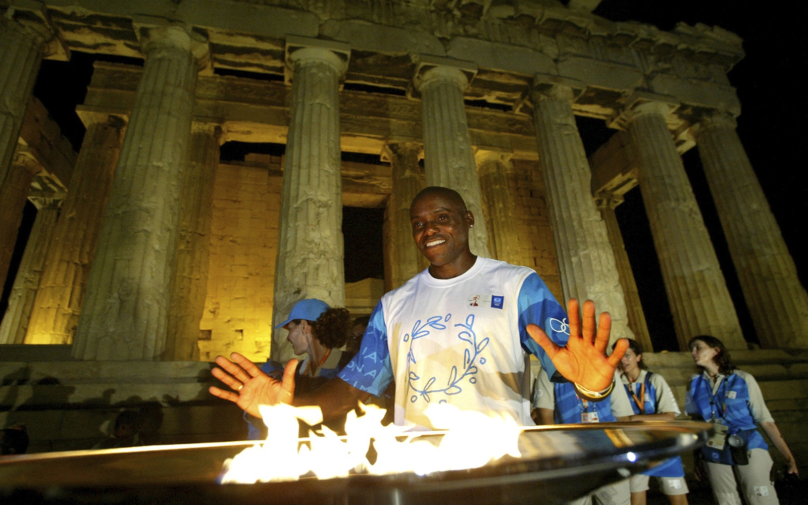 Olympic legend Lewis predicts 