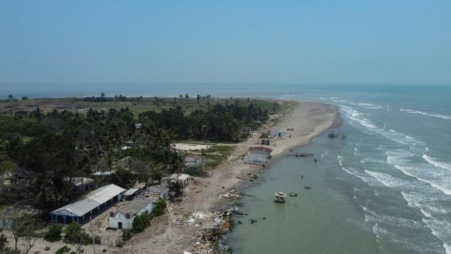 Casas inundadas y olas de calor alimentan la furia climática de México