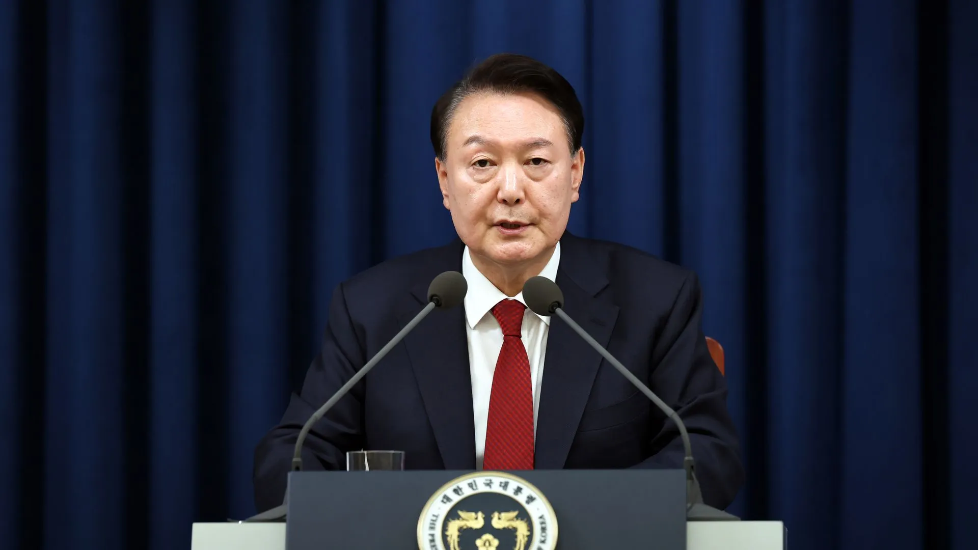 South Korea investigators vow to execute Yoon arrest warrant