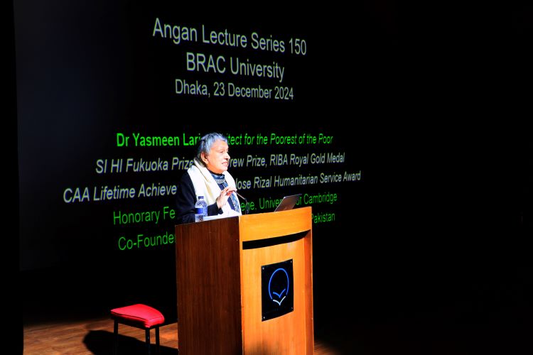 Lari urges architects to design a safe planet