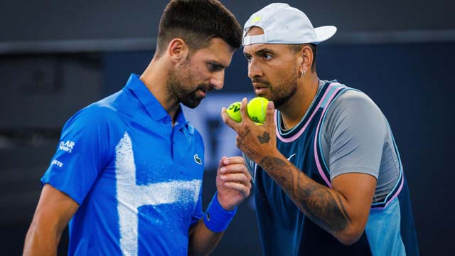Kyrgios suffers new injury setback days before Australian Open