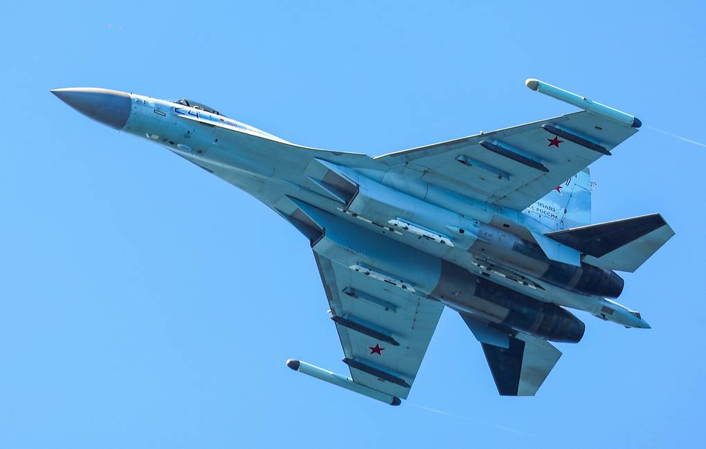 Russia's Su-35S fighter hit stronghold of Ukrainian forces in Kursk region 