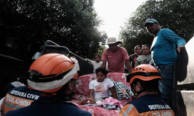80 killed, thousands displaced in Colombian guerrilla violence