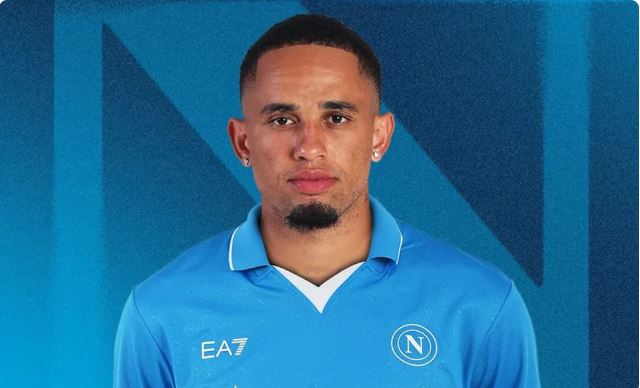 Okafor joins Napoli as Kvaratskhelia replacement