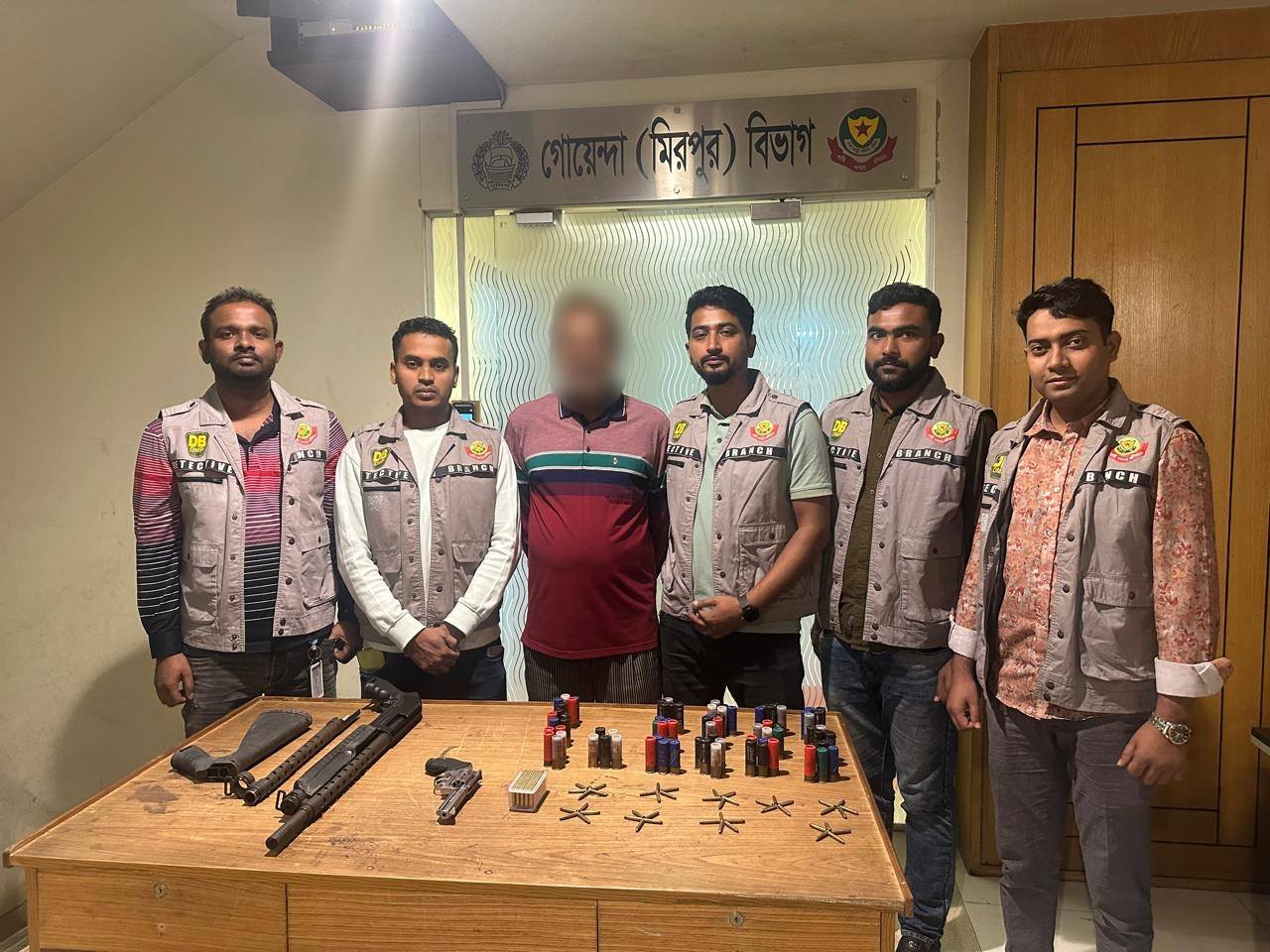 Ex-Singair Upazila chairman Hannan held with firearms, ammo in Dhanmondi 