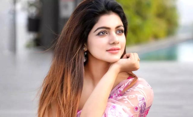 Actress Sohana Saba taken to DB office for interrogation