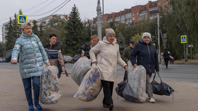 Ukraine says ready to open humanitarian corridor in Russian border region