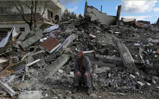 Syrians stuck in camps after finding homes destroyed