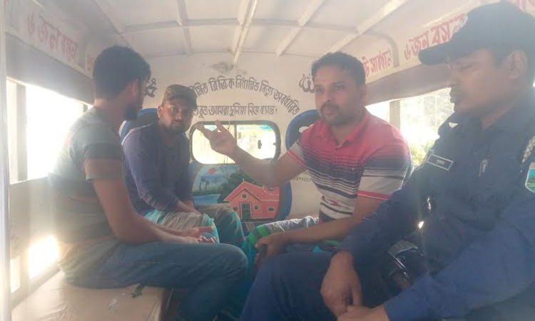 Man jailed, fined Tk 1 lakh for selling dead chicken in Savar 