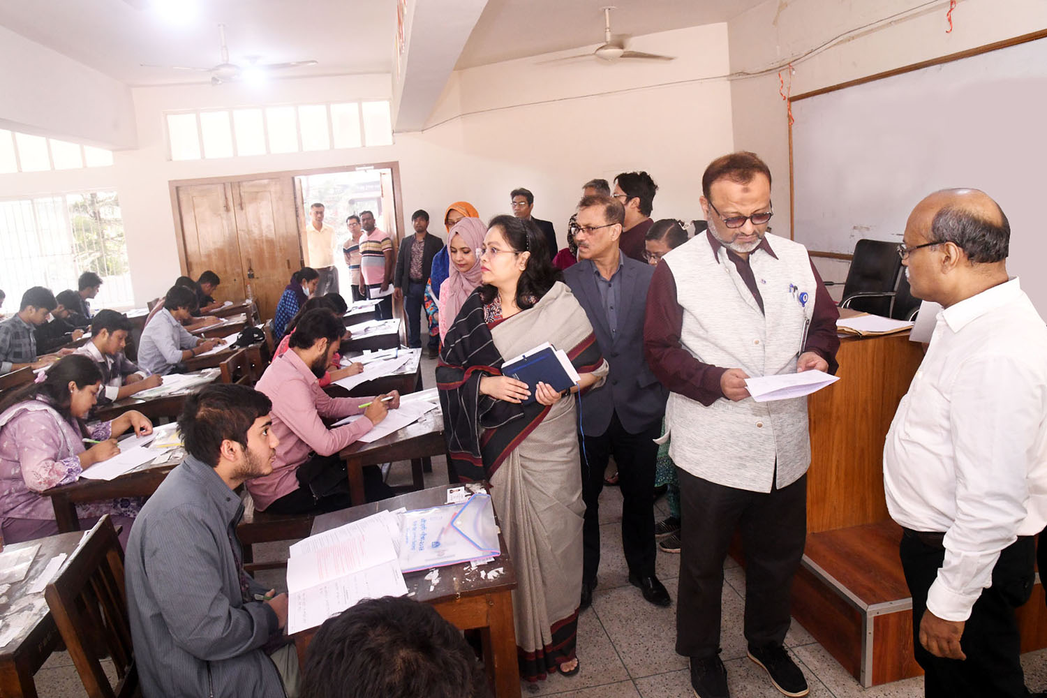 DU's 'Business Studies Unit' admission test held, 39.05 vie for each seat