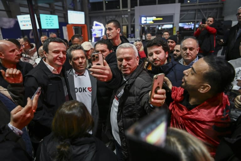 Kosovo's diaspora returns home to vote