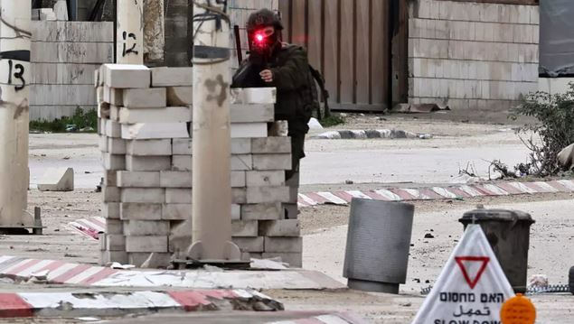 Palestinians say Israeli forces kill 3 in West Bank raid