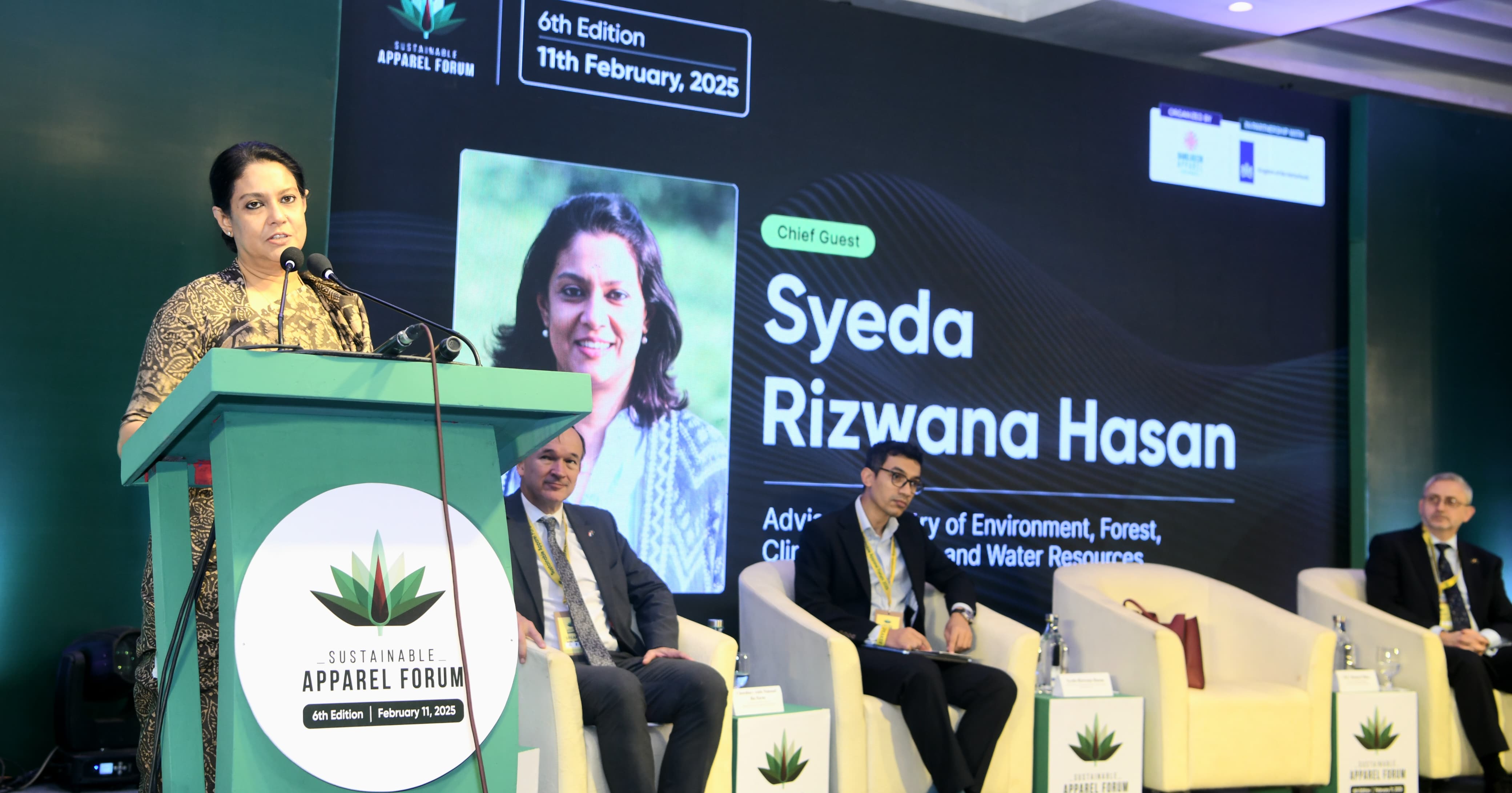 Rizwana calls for transitioning to renewable energy from fossil fuel