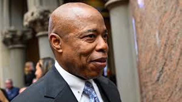 New York prosecutor quits after order to drop mayor's corruption case