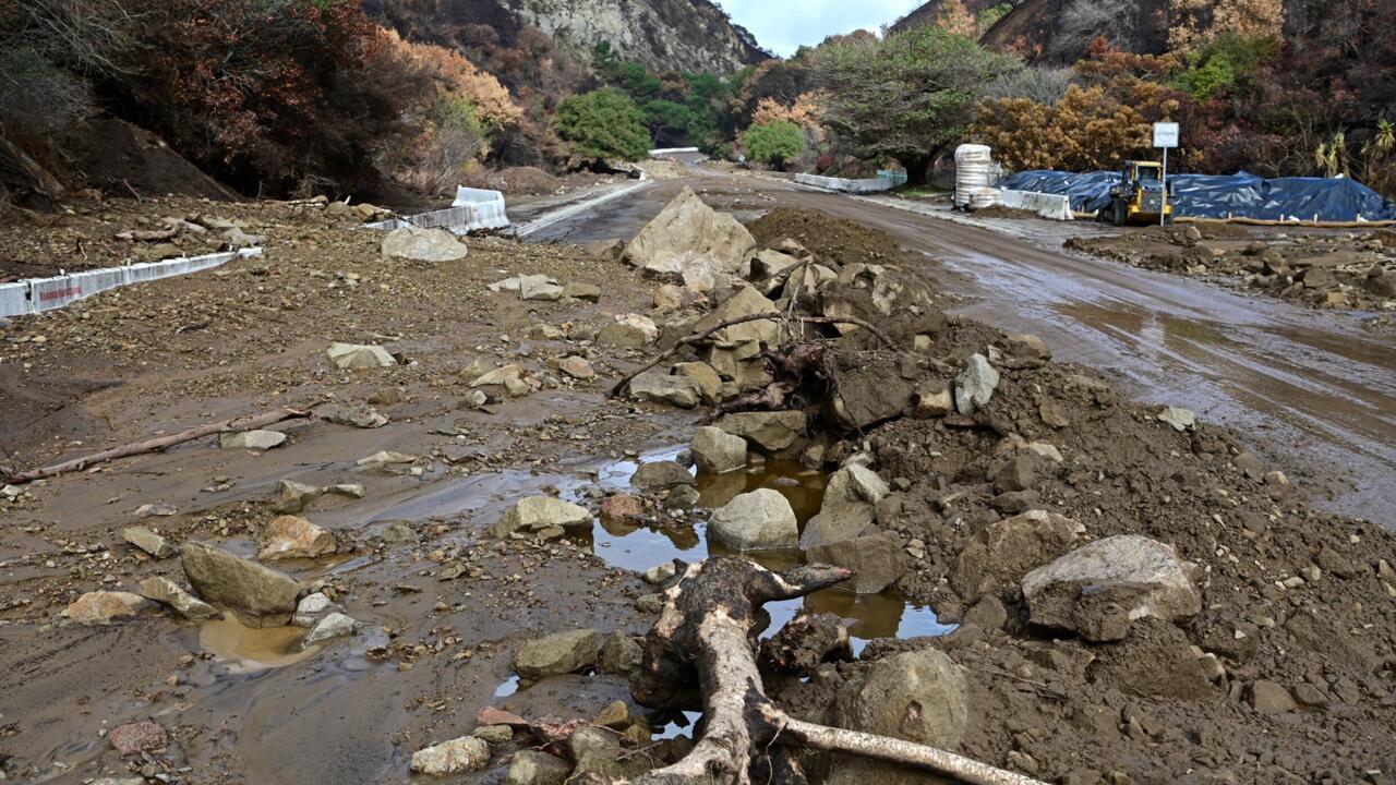 Los Angeles fire zones hit by mudslides after heavy rain