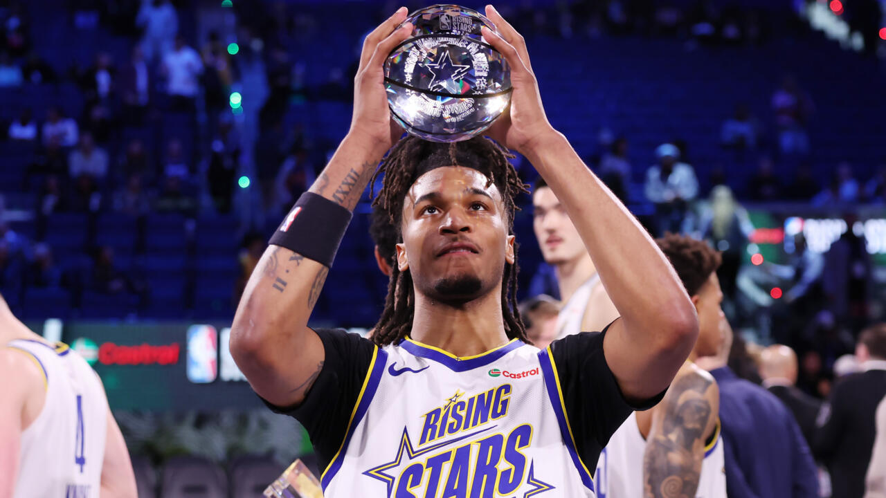 Castle leads Team C to Rising Stars win and into NBA All-Star Game
