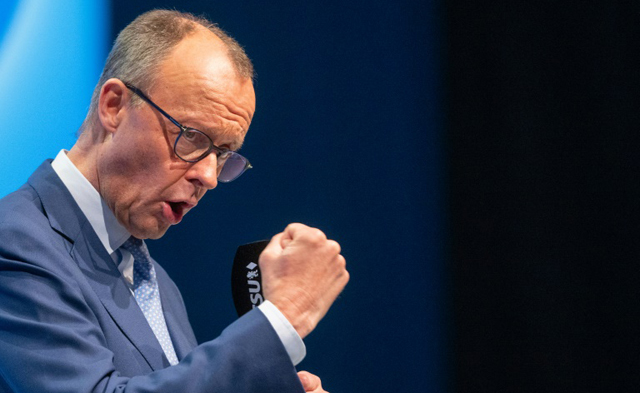 Conservative leads German election race in shadow of far right