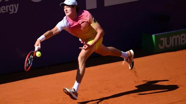 Fonseca, 18, captures Argentina Open title in landmark moment