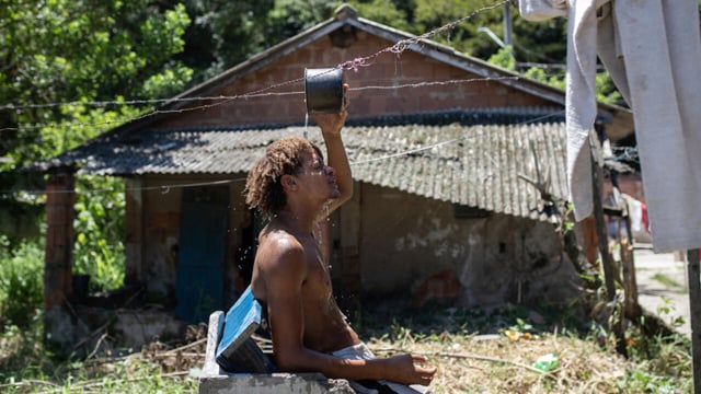 Rio swelters in heatwave amid run-up to Carnival