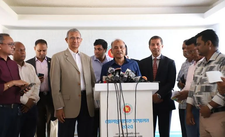 Jahangir asks DCs to check corruption, maintain law and order