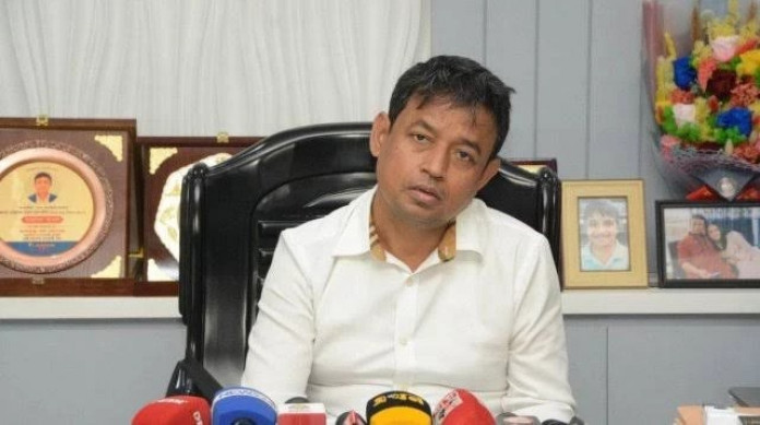 Court orders to seize 130 bighas of land of DB Harun, his brother