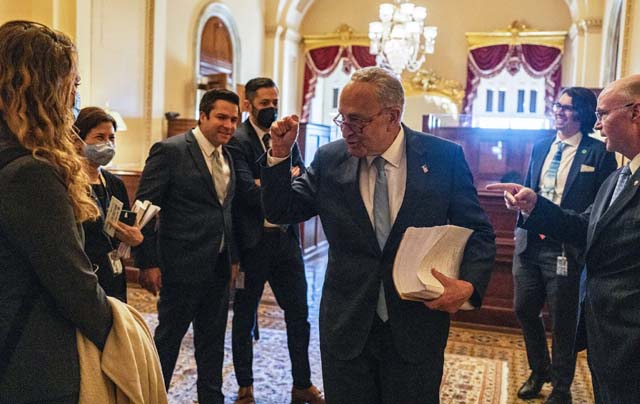 Democrats sharpen their knives as US Senate holds 'vote-a-rama'