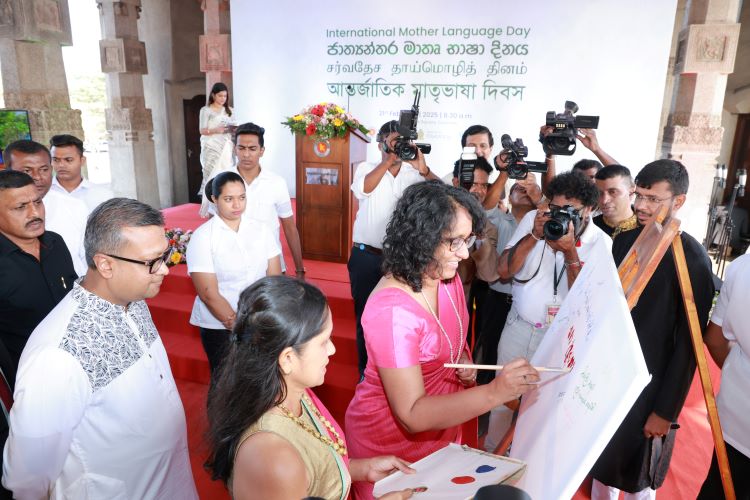 SL PM pays homage to martyrs of language movement