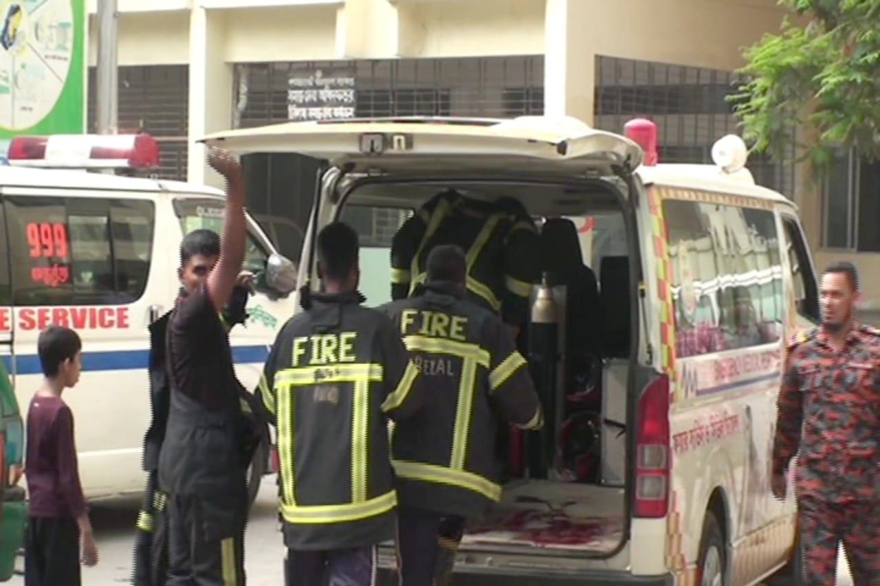 Two die in Narayanganj AC blast inside a bank 