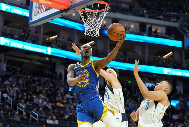 Cavs hold off Grizzlies for seventh straight NBA win