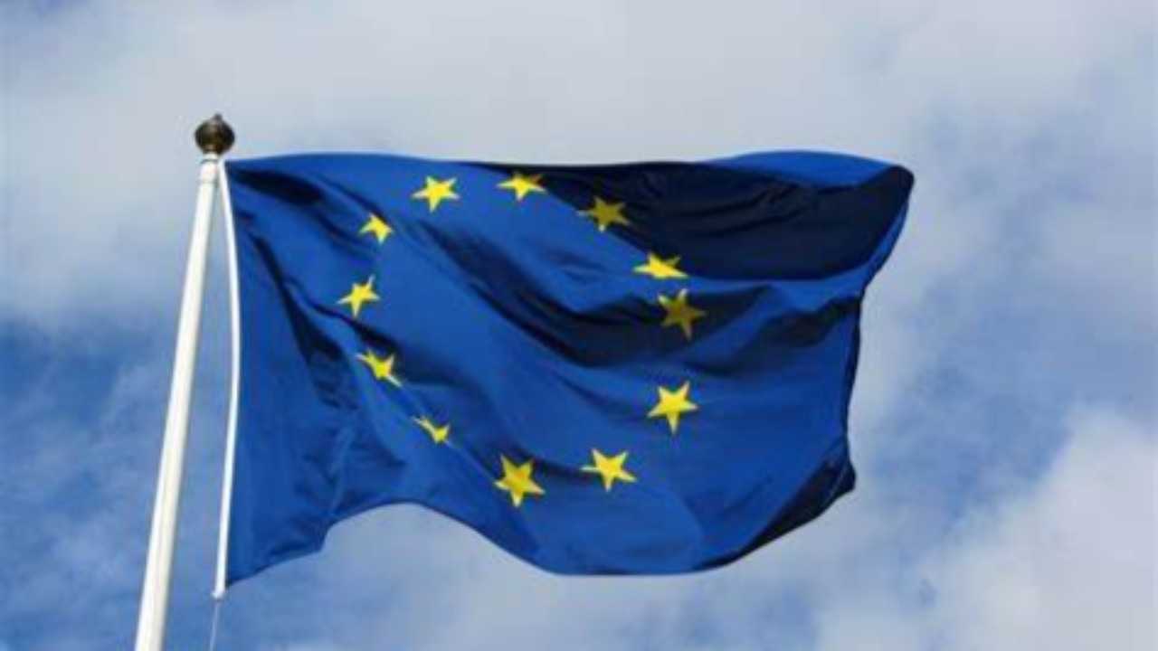 EU top diplomat going to US for talks