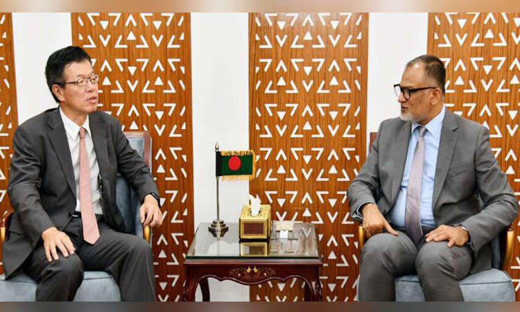 Japanese Ambassador meets Commerce Adviser