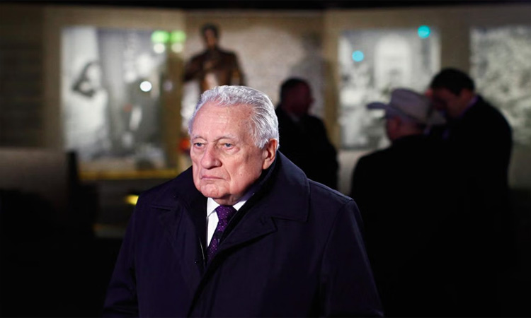 Secret Service agent who leaped to shield Kennedy from assassination dead at 93