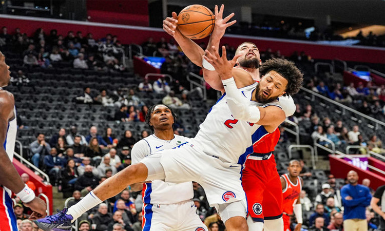 Pistons continue playoff push with win over Clippers