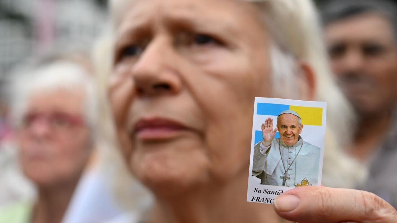 Ailing pope 'rested well' amid improvement: Vatican
