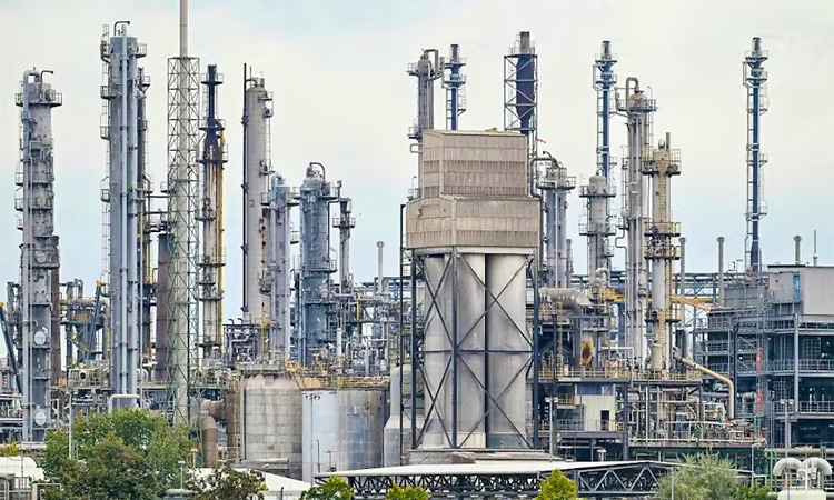 Weak exports, manufacturing hit Germany at end of 2024