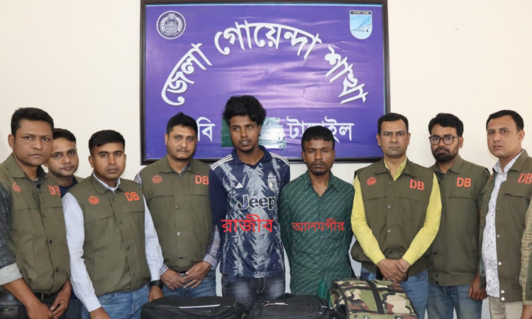 2 more arrested over robbery, harassment of women passengers in bus 