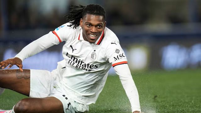 AC Milan's Champions League hopes dented with Bologna defeat